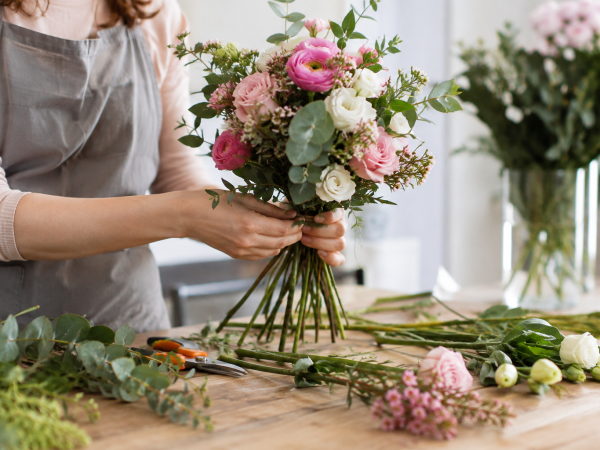 Floral Design: Beautiful Bouquets