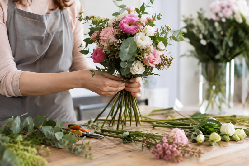 Floral Design: Beautiful Bouquets