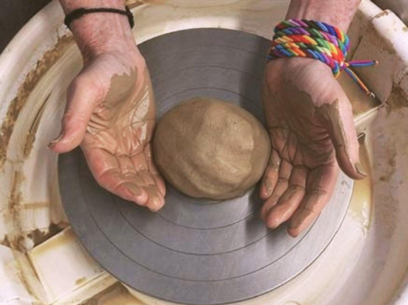 Pottery Wheel Throwing - Creative Arts Holiday Programme