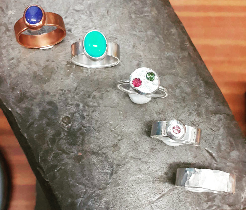 Jewellery-making: Saturday Mornings - 4 weeks, Level 2+