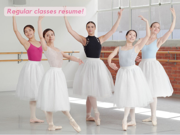 Adult Ballet Pre-Intermediate | Performance Pathway