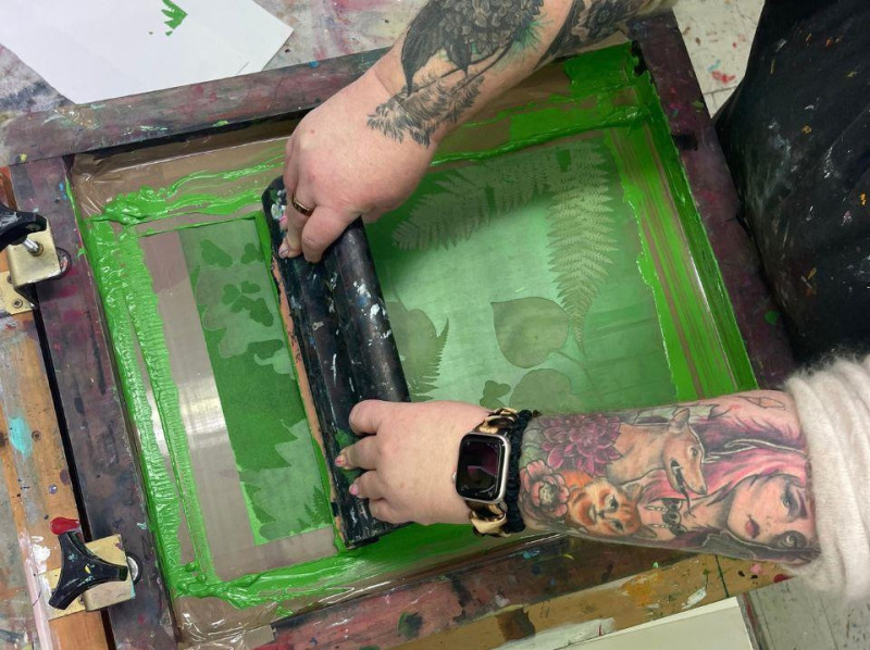Screen Printing on Fabric and Paper