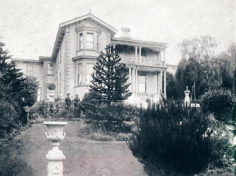 Heritage tour at the Haunted Inverlochy House