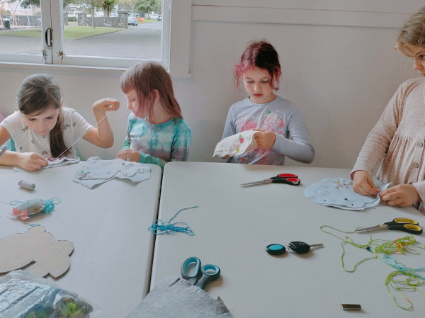 Tricotin “Little Cats” & Tie-Dye