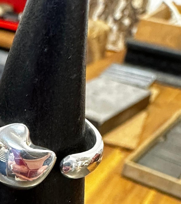 Lost Wax In Three - Wellington