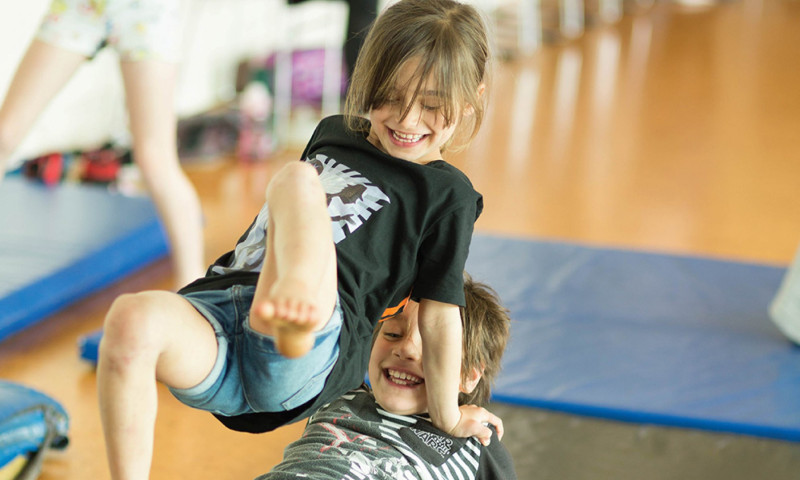 Circus Arts (8-12 Years) Thursday