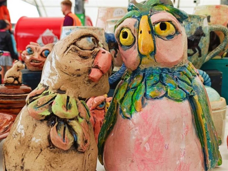 Whānau Sculpture with Clay